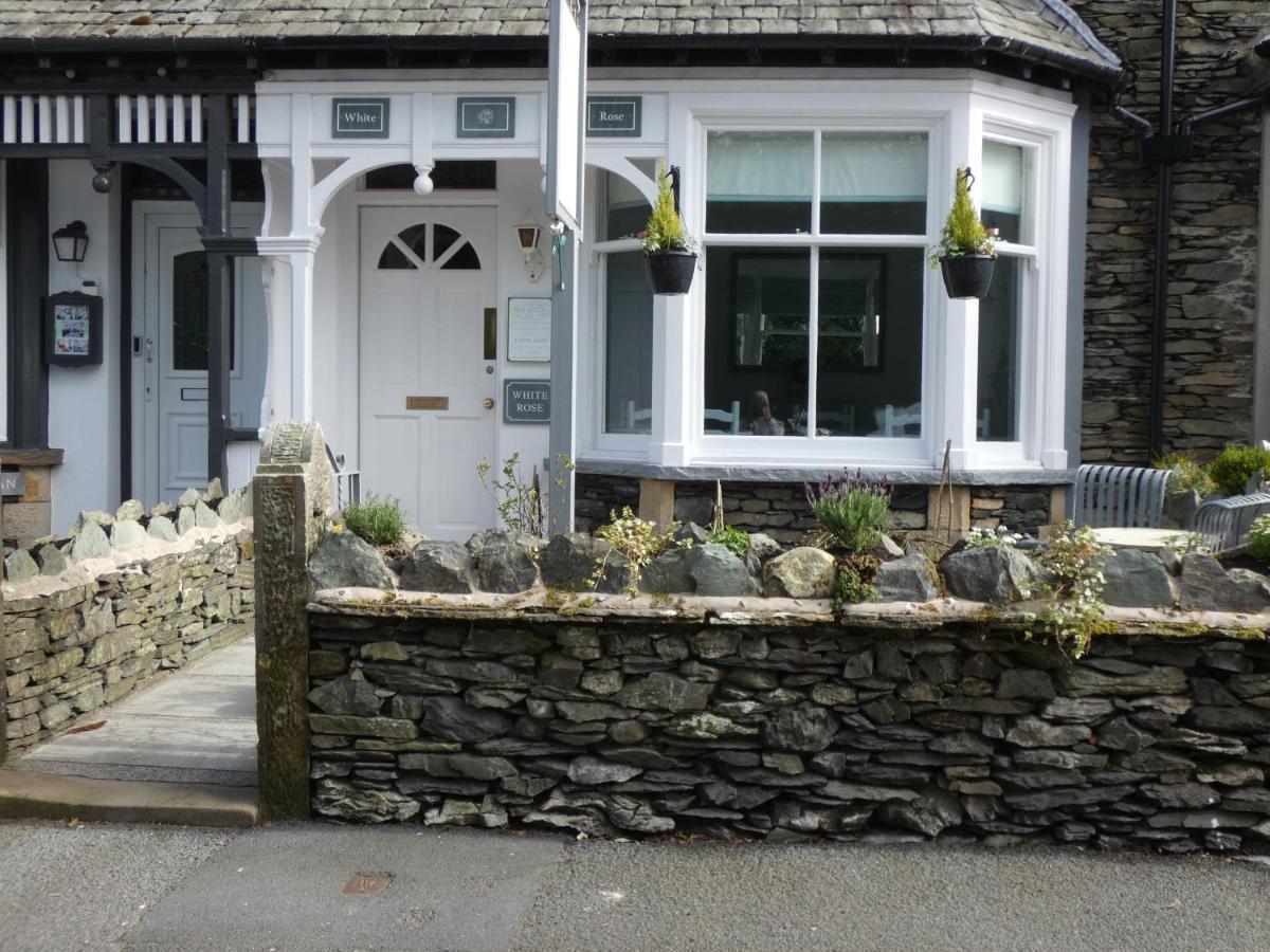 White Rose Hotel Windermere Bagian luar foto