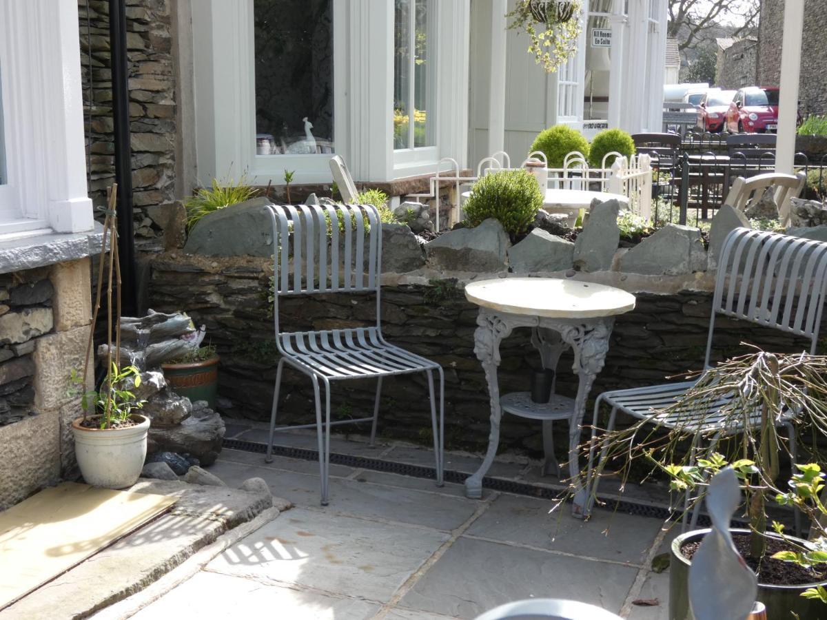 White Rose Hotel Windermere Bagian luar foto