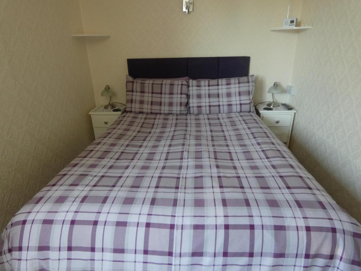 White Rose Hotel Windermere Bagian luar foto