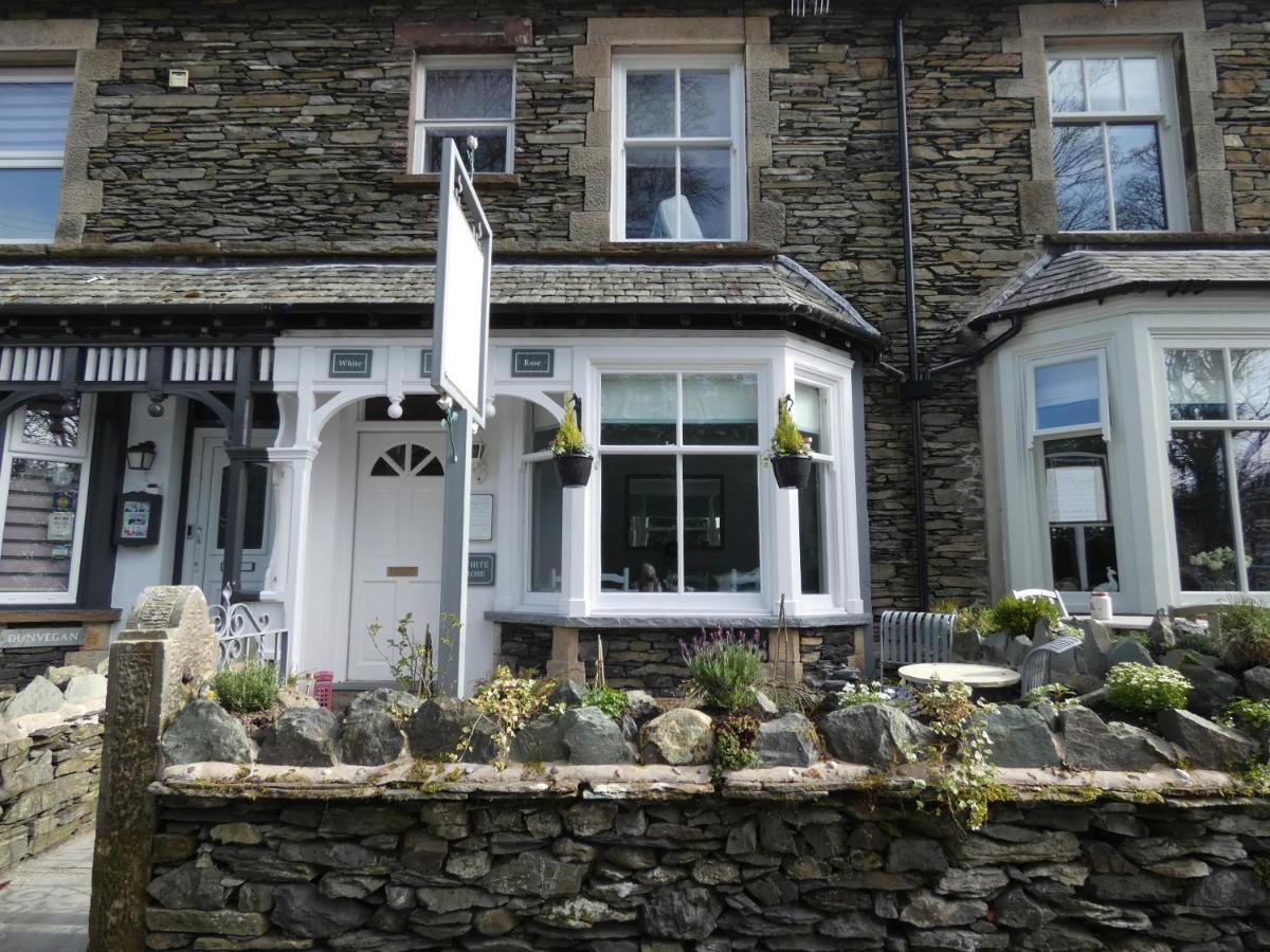 White Rose Hotel Windermere Bagian luar foto