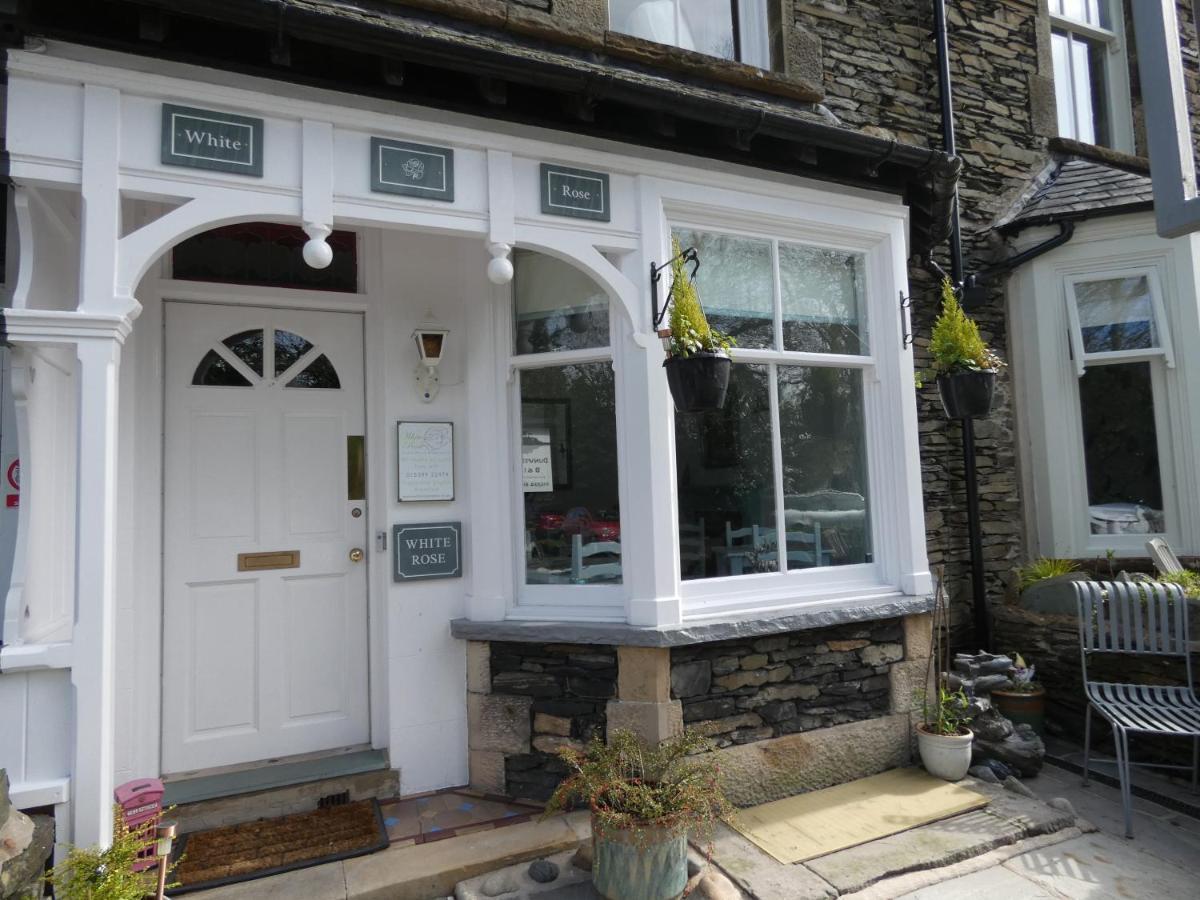 White Rose Hotel Windermere Bagian luar foto