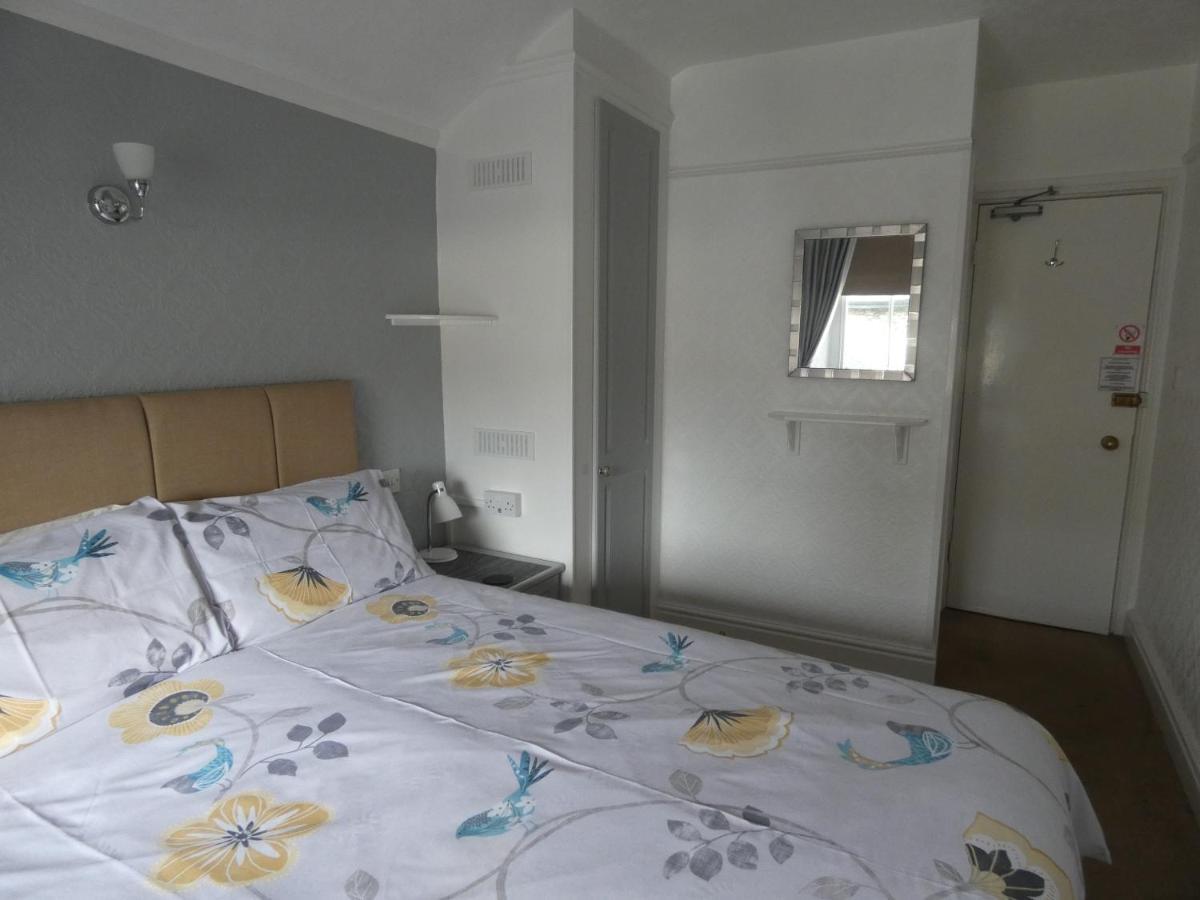 White Rose Hotel Windermere Bagian luar foto