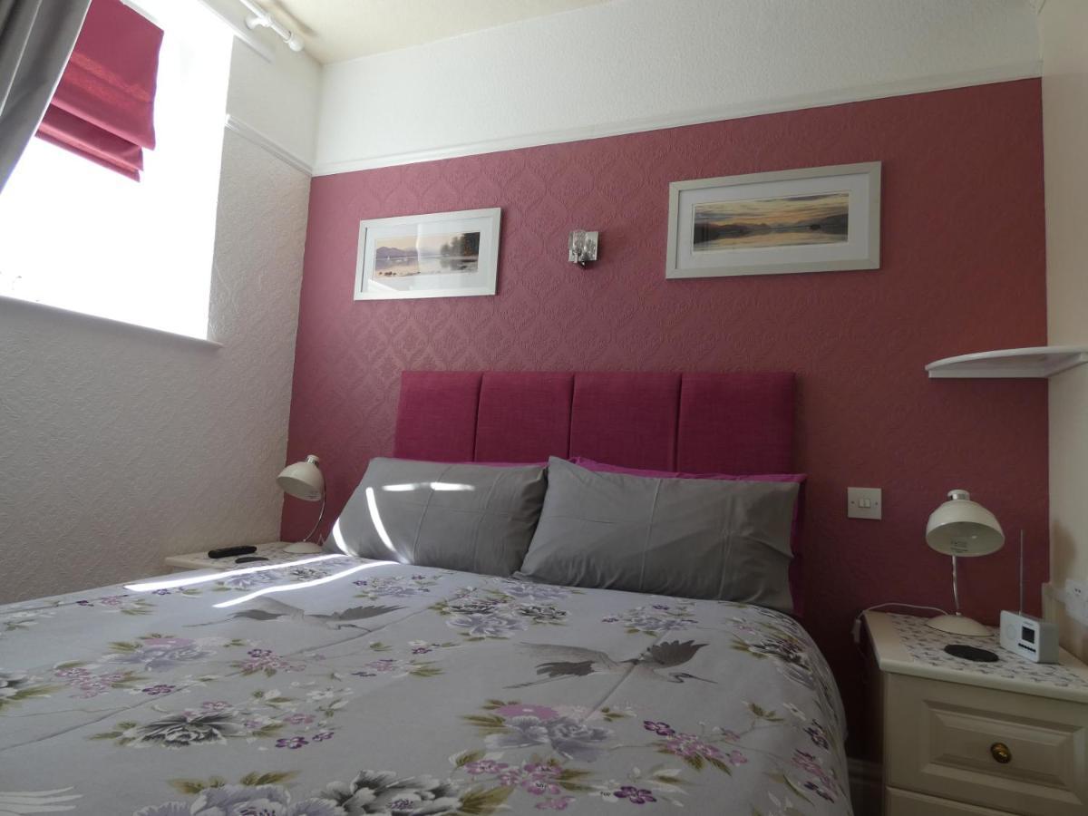 White Rose Hotel Windermere Bagian luar foto