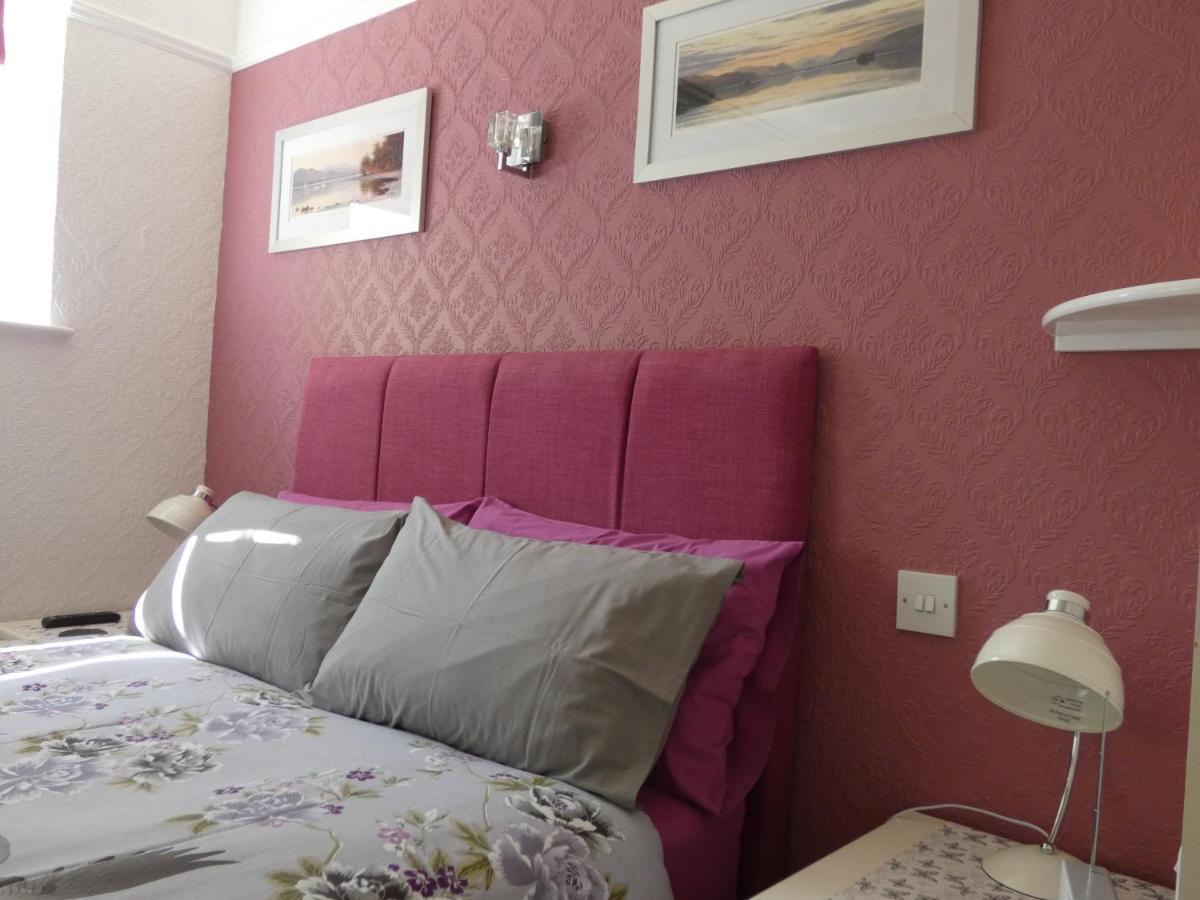 White Rose Hotel Windermere Bagian luar foto