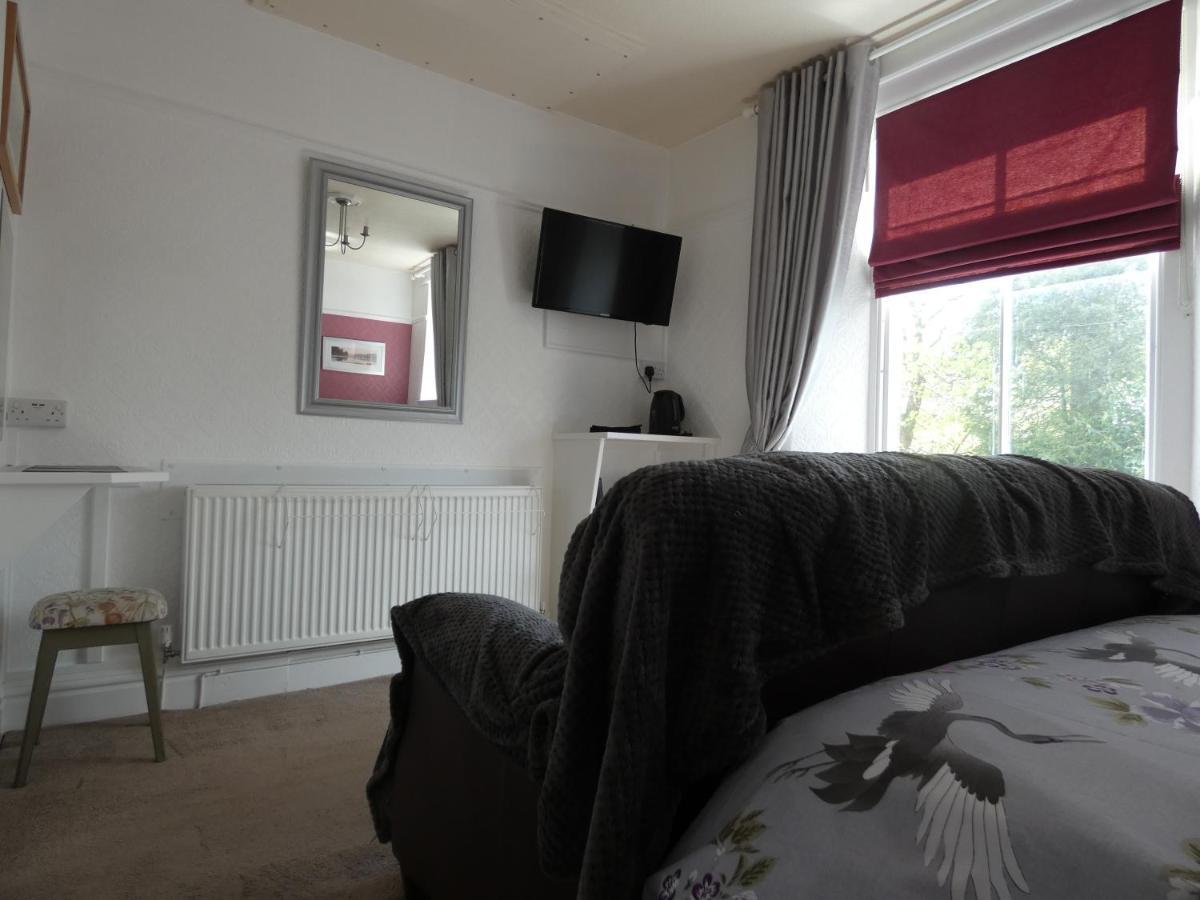 White Rose Hotel Windermere Bagian luar foto