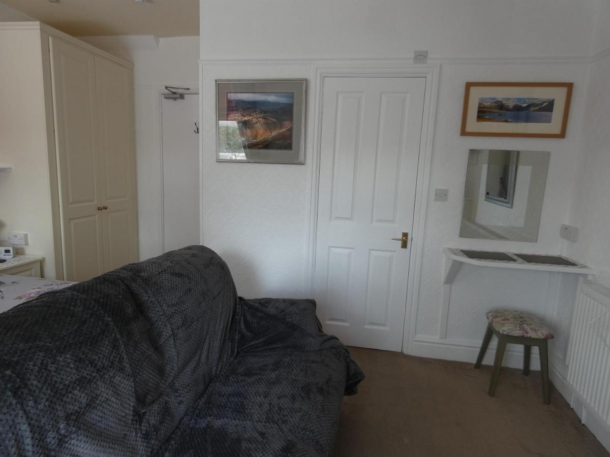 White Rose Hotel Windermere Bagian luar foto