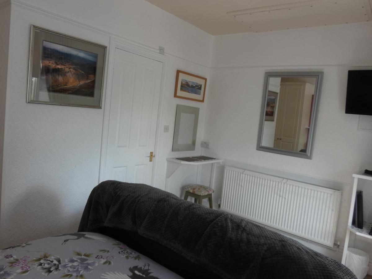 White Rose Hotel Windermere Bagian luar foto