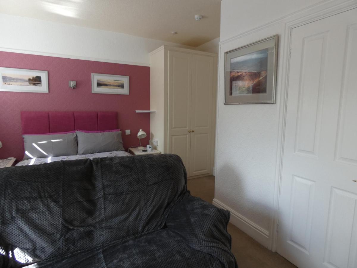 White Rose Hotel Windermere Bagian luar foto