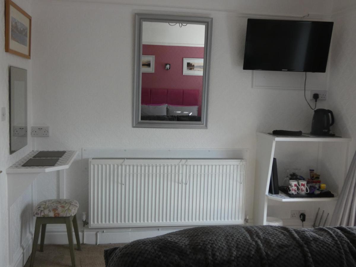 White Rose Hotel Windermere Bagian luar foto