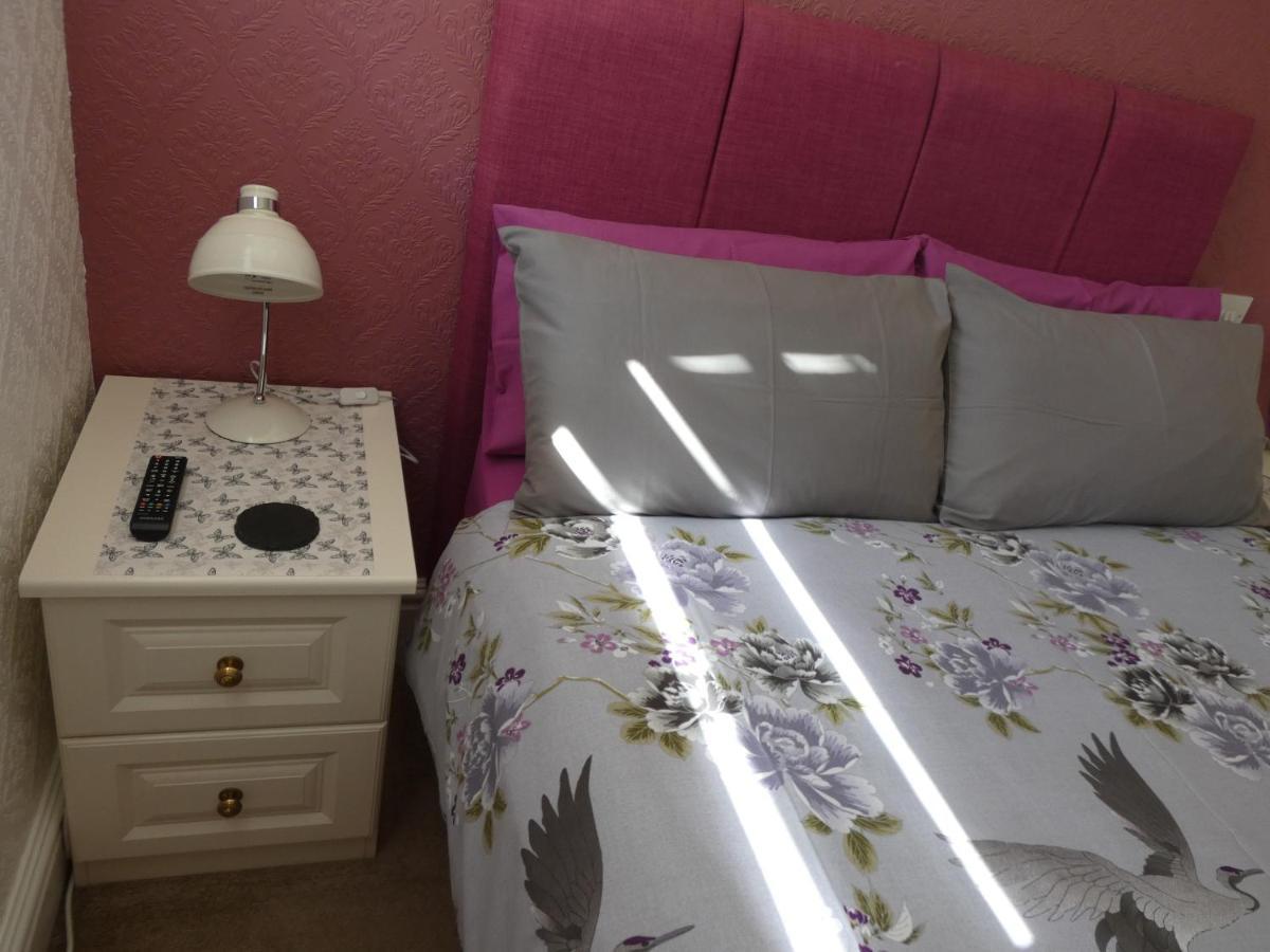 White Rose Hotel Windermere Bagian luar foto