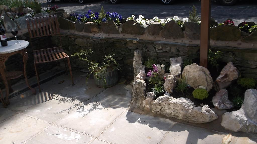 White Rose Hotel Windermere Bagian luar foto